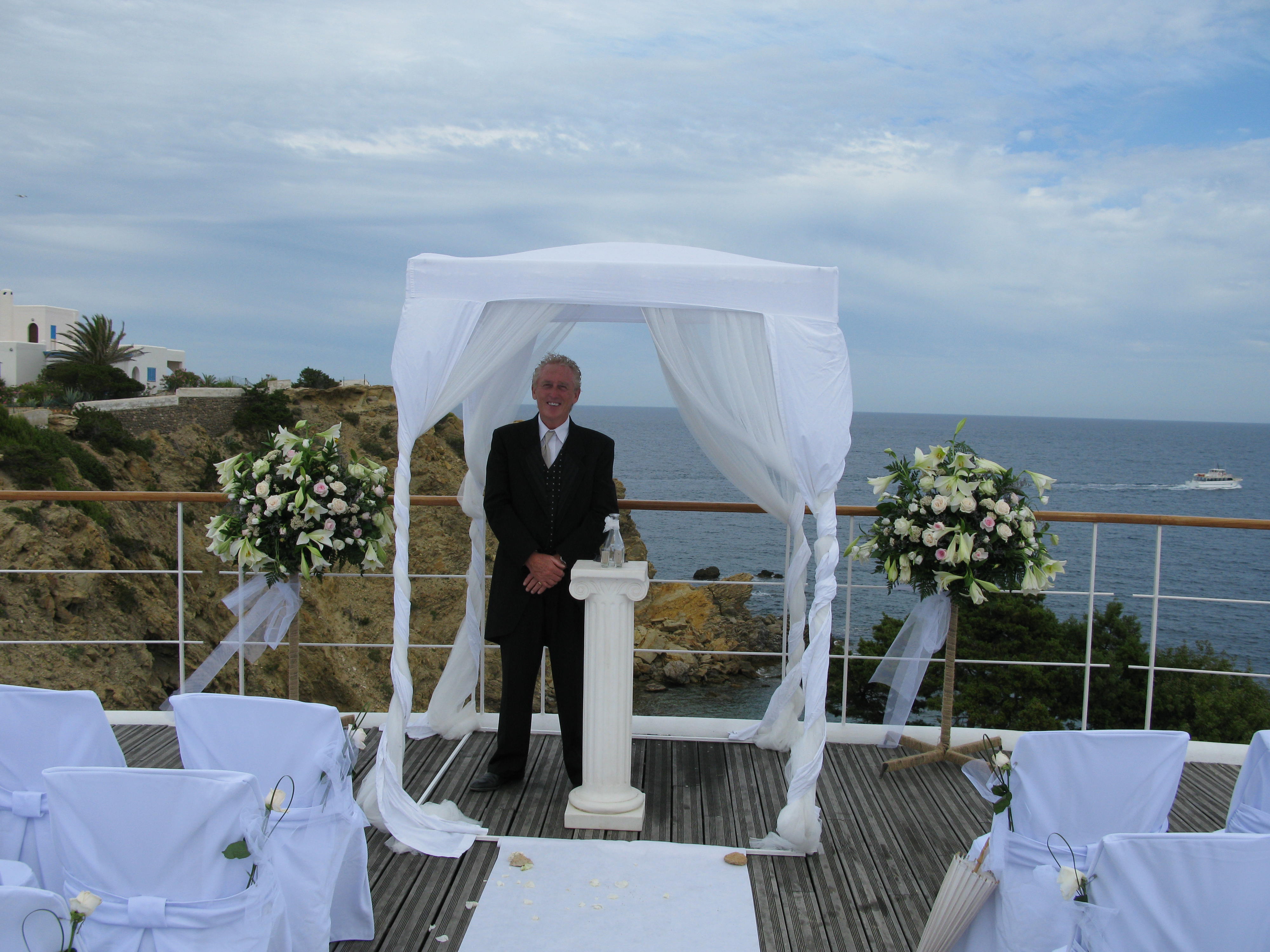 Wedding ceremony moment